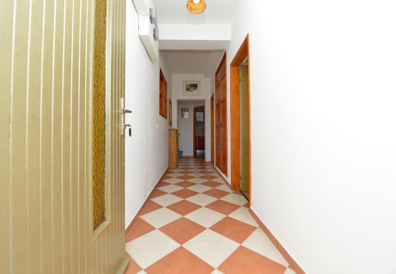 Appartement Kimano 2 With Garden In Zadar